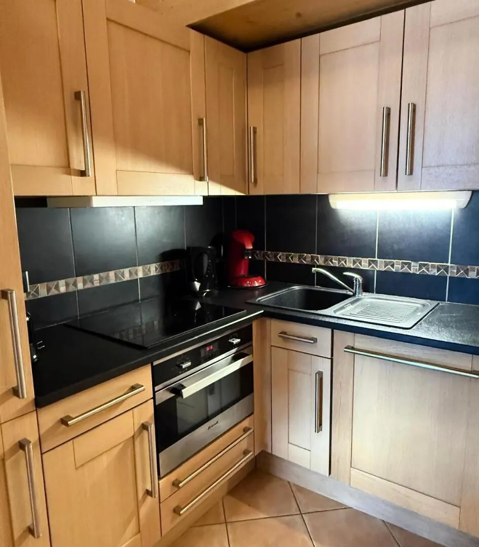 Residence L'Oree Des Neiges - Appartement De 6 Personnes Confort Un Depart Skis Aux Pieds Et Situe Proche Du Centre De La Station De Vallandry Mae-3711 Peisey-Nancroix 0*,  France